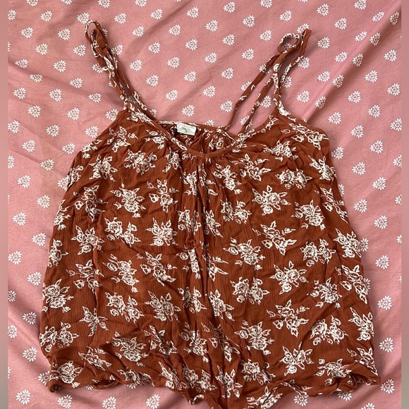 Volcom Top - Picture 2 of 4